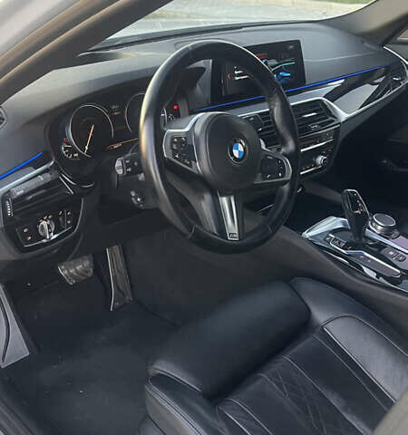 Белый БМВ 5 Серия, объемом двигателя 2.99 л и пробегом 245 тыс. км за 36000 $, фото 18 на Automoto.ua