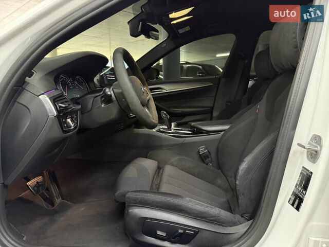 Білий БМВ 5 Серія, об'ємом двигуна 2 л та пробігом 124 тис. км за 33999 $, фото 20 на Automoto.ua