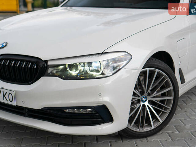 Белый БМВ 5 Серия, объемом двигателя 2 л и пробегом 178 тыс. км за 28400 $, фото 2 на Automoto.ua