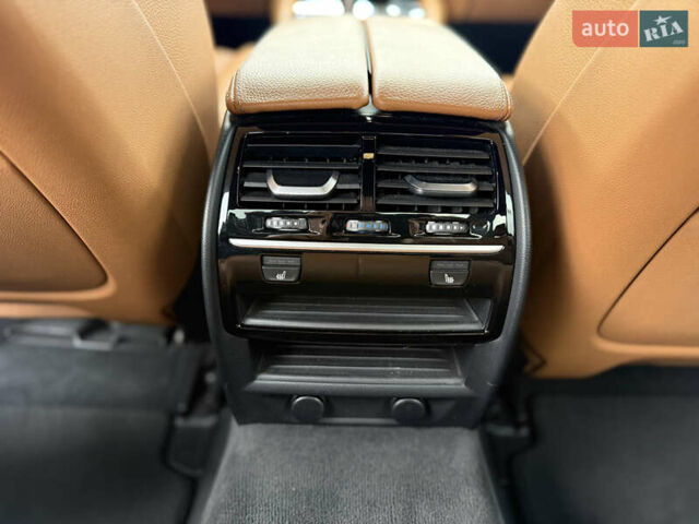 Білий БМВ 5 Серія, об'ємом двигуна 3 л та пробігом 128 тис. км за 40999 $, фото 25 на Automoto.ua