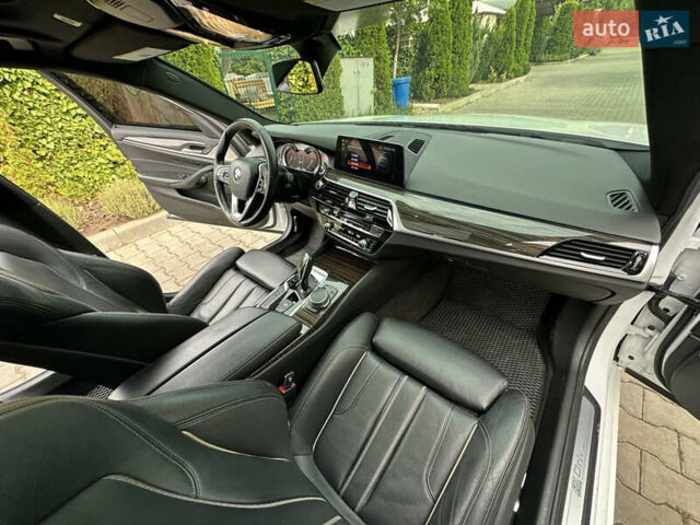 Білий БМВ 5 Серія, об'ємом двигуна 2 л та пробігом 132 тис. км за 24500 $, фото 42 на Automoto.ua