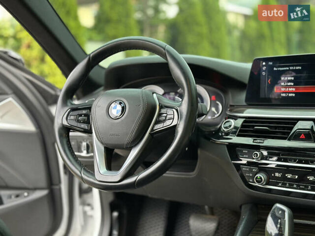 Белый БМВ 5 Серия, объемом двигателя 2 л и пробегом 132 тыс. км за 24500 $, фото 4 на Automoto.ua