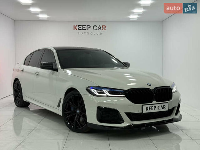 Белый БМВ 5 Серия, объемом двигателя 2 л и пробегом 169 тыс. км за 27500 $, фото 1 на Automoto.ua