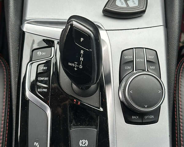 Белый БМВ 5 Серия, объемом двигателя 3 л и пробегом 220 тыс. км за 29950 $, фото 20 на Automoto.ua