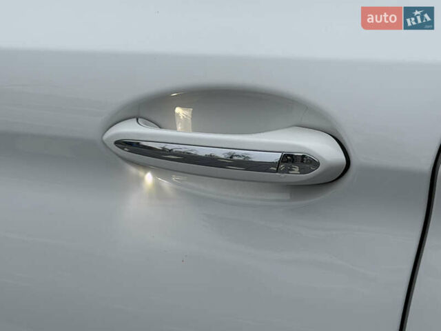 Білий БМВ 5 Серія, об'ємом двигуна 2 л та пробігом 74 тис. км за 26500 $, фото 15 на Automoto.ua