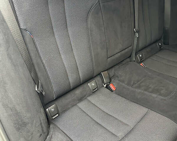 БМВ 5 Серия 2017 в Львове на Automoto.ua Белый БМВ 5 Серия, объемом двигателя 2 л и пробегом 107 тыс. км за 27500 $, фото 28 на Automoto.ua