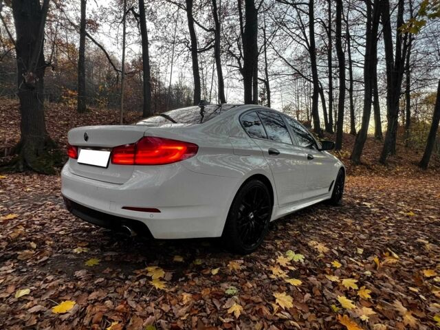 Белый БМВ 5 Серия, объемом двигателя 2 л и пробегом 99 тыс. км за 16500 $, фото 3 на Automoto.ua