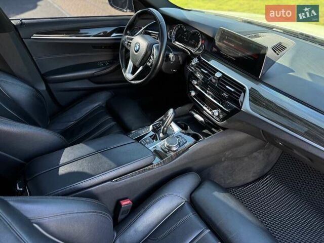 Белый БМВ 5 Серия, объемом двигателя 2 л и пробегом 139 тыс. км за 23900 $, фото 21 на Automoto.ua