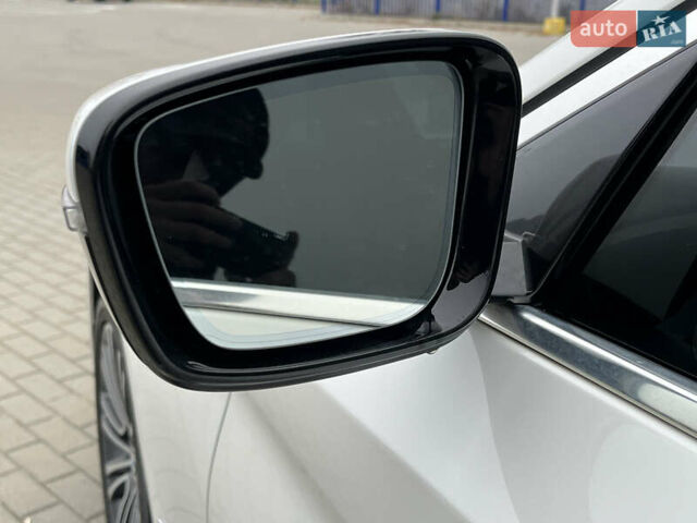 Белый БМВ 5 Серия, объемом двигателя 2 л и пробегом 196 тыс. км за 23000 $, фото 28 на Automoto.ua