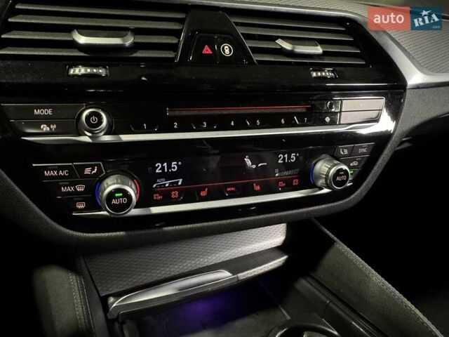 Белый БМВ 5 Серия, объемом двигателя 2 л и пробегом 204 тыс. км за 29300 $, фото 22 на Automoto.ua