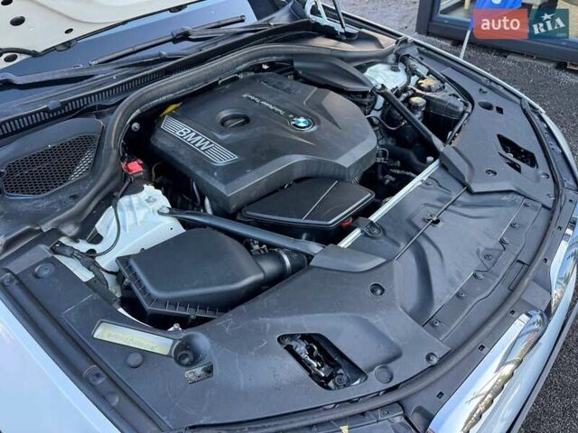 Білий БМВ 5 Серія, об'ємом двигуна 2 л та пробігом 221 тис. км за 19500 $, фото 26 на Automoto.ua