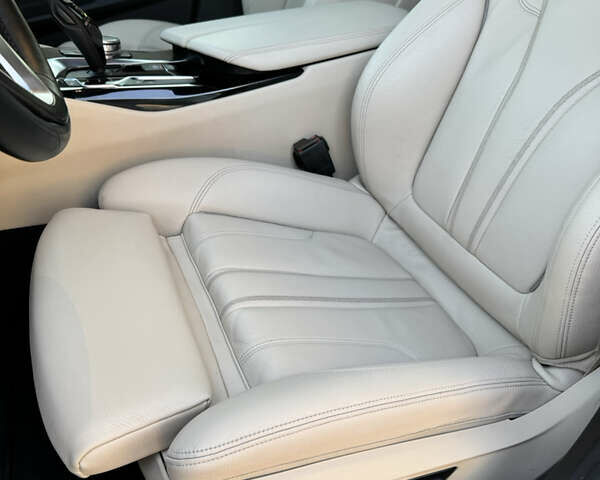 Белый БМВ 5 Серия, объемом двигателя 2 л и пробегом 135 тыс. км за 29999 $, фото 25 на Automoto.ua