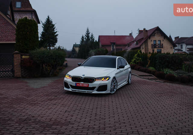 Белый БМВ 5 Серия, объемом двигателя 3 л и пробегом 139 тыс. км за 35000 $, фото 28 на Automoto.ua