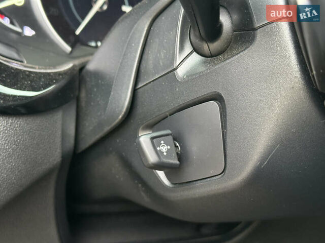 Білий БМВ 5 Серія, об'ємом двигуна 2 л та пробігом 132 тис. км за 24500 $, фото 60 на Automoto.ua