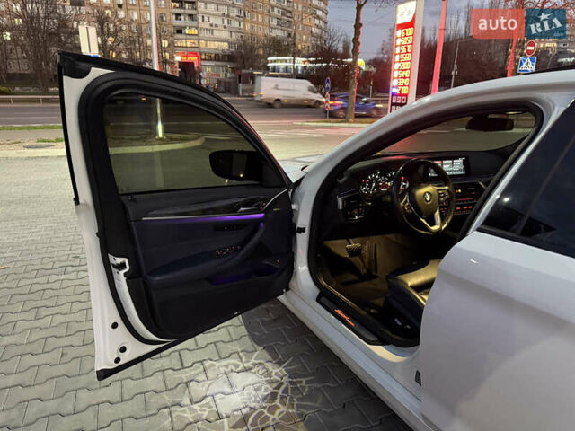 Белый БМВ 5 Серия, объемом двигателя 2 л и пробегом 130 тыс. км за 25500 $, фото 30 на Automoto.ua