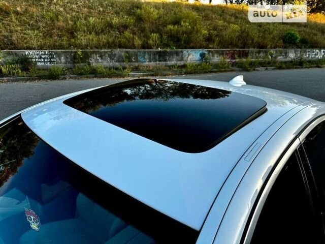 Белый БМВ 5 Серия, объемом двигателя 2 л и пробегом 83 тыс. км за 28800 $, фото 24 на Automoto.ua