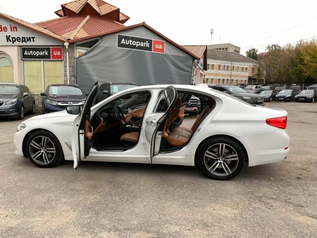Білий БМВ 5 Серія, об'ємом двигуна 2 л та пробігом 220 тис. км за 23290 $, фото 14 на Automoto.ua