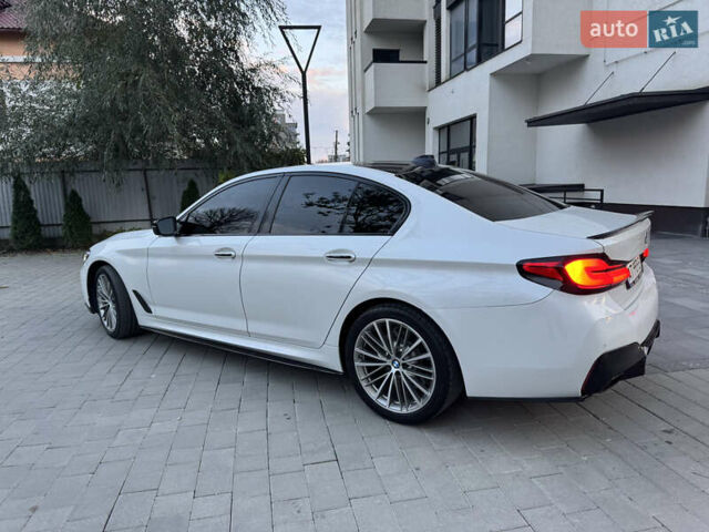 Белый БМВ 5 Серия, объемом двигателя 3 л и пробегом 146 тыс. км за 35000 $, фото 9 на Automoto.ua