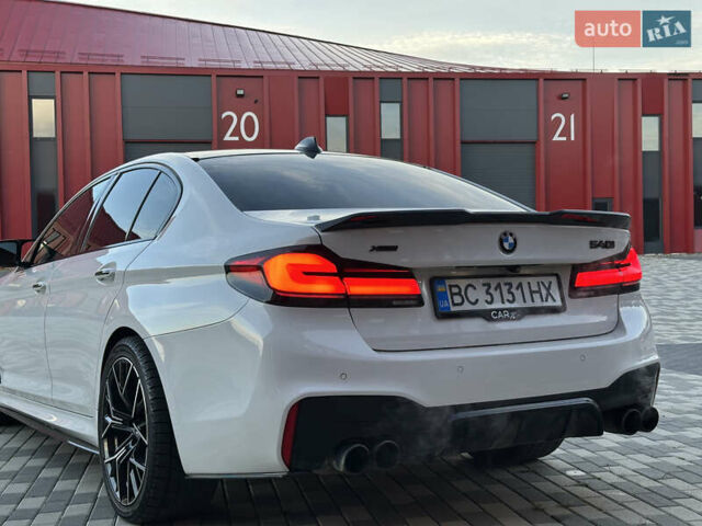 Білий БМВ 5 Серія, об'ємом двигуна 3 л та пробігом 153 тис. км за 29000 $, фото 8 на Automoto.ua