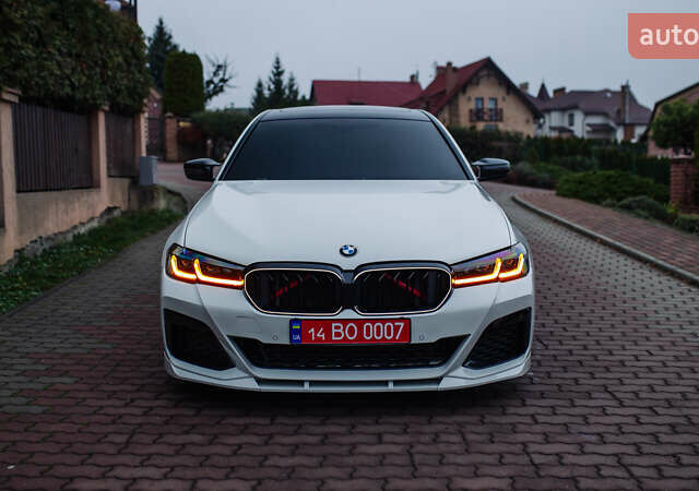 Белый БМВ 5 Серия, объемом двигателя 3 л и пробегом 139 тыс. км за 35000 $, фото 4 на Automoto.ua