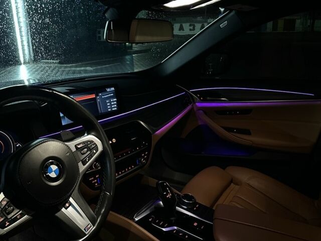 Білий БМВ 5 Серія, об'ємом двигуна 2 л та пробігом 125 тис. км за 31000 $, фото 3 на Automoto.ua