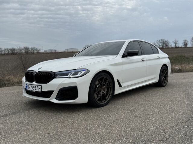 Білий БМВ 5 Серія, об'ємом двигуна 3 л та пробігом 127 тис. км за 31499 $, фото 1 на Automoto.ua