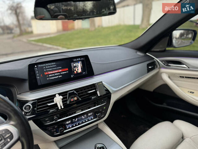 Белый БМВ 5 Серия, объемом двигателя 4.39 л и пробегом 106 тыс. км за 38000 $, фото 20 на Automoto.ua