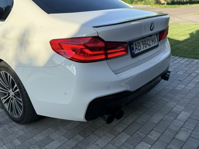 Белый БМВ 5 Серия, объемом двигателя 2 л и пробегом 123 тыс. км за 23999 $, фото 4 на Automoto.ua