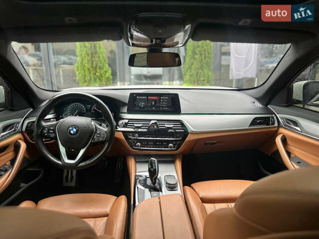 Белый БМВ 5 Серия, объемом двигателя 2 л и пробегом 204 тыс. км за 27400 $, фото 9 на Automoto.ua