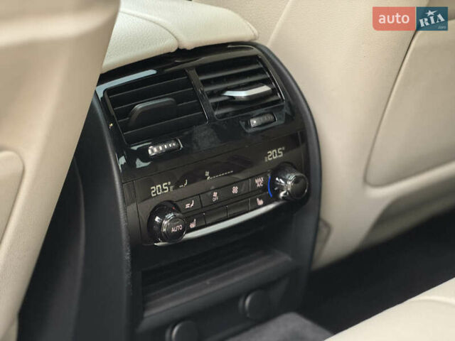 Белый БМВ 5 Серия, объемом двигателя 4.39 л и пробегом 106 тыс. км за 38000 $, фото 11 на Automoto.ua