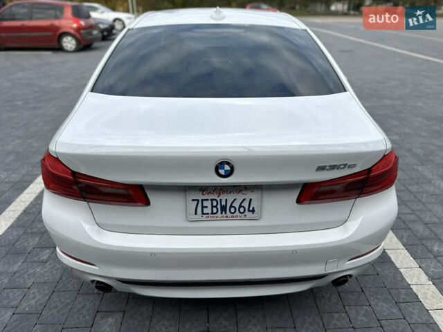 Белый БМВ 5 Серия, объемом двигателя 2 л и пробегом 135 тыс. км за 26500 $, фото 6 на Automoto.ua