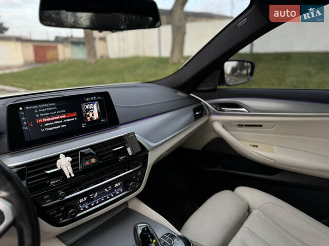 Белый БМВ 5 Серия, объемом двигателя 4.39 л и пробегом 106 тыс. км за 38000 $, фото 21 на Automoto.ua