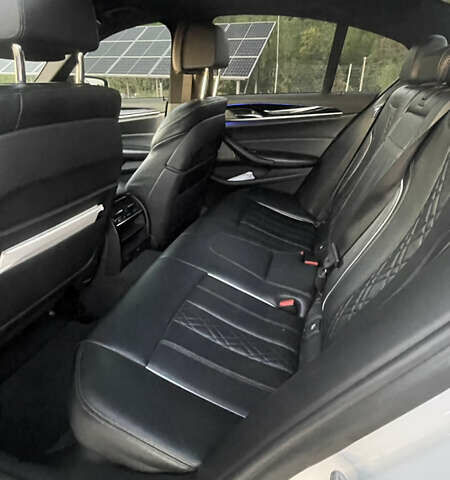 Белый БМВ 5 Серия, объемом двигателя 2.99 л и пробегом 245 тыс. км за 36000 $, фото 27 на Automoto.ua