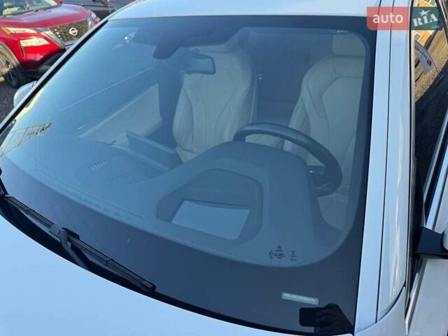 Белый БМВ 5 Серия, объемом двигателя 2 л и пробегом 221 тыс. км за 18700 $, фото 12 на Automoto.ua