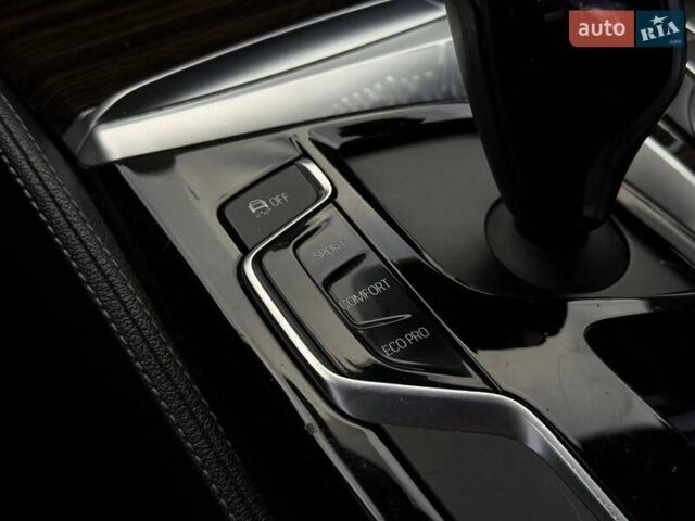 Білий БМВ 5 Серія, об'ємом двигуна 2 л та пробігом 115 тис. км за 26500 $, фото 66 на Automoto.ua