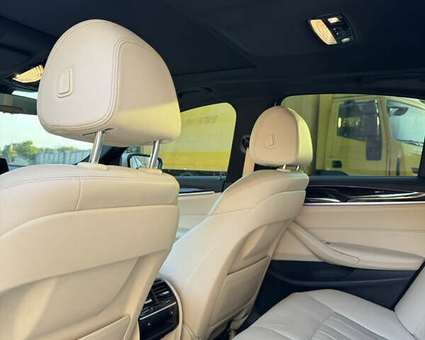 Белый БМВ 5 Серия, объемом двигателя 2 л и пробегом 135 тыс. км за 29999 $, фото 23 на Automoto.ua