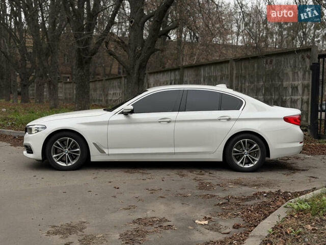 Білий БМВ 5 Серія, об'ємом двигуна 2 л та пробігом 222 тис. км за 23500 $, фото 4 на Automoto.ua