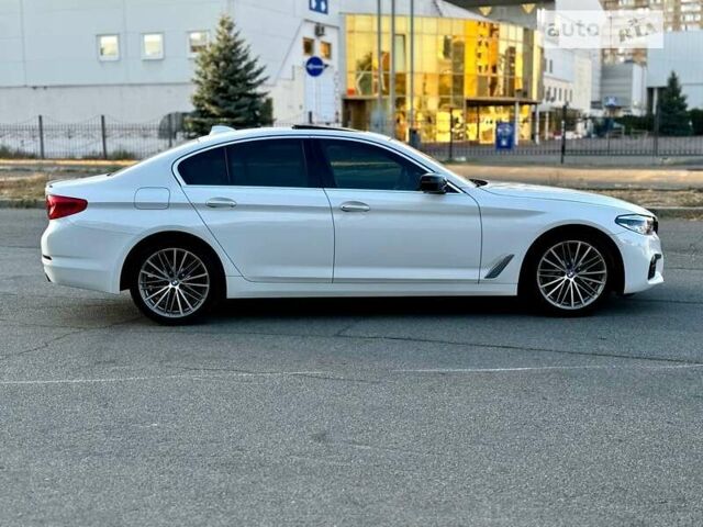 Белый БМВ 5 Серия, объемом двигателя 2 л и пробегом 83 тыс. км за 28800 $, фото 12 на Automoto.ua