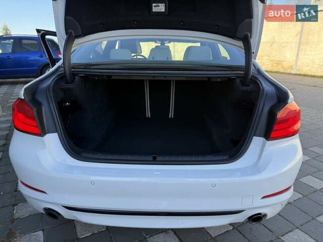 БМВ 5 Серія 2017 у Стрые на Automoto.ua Білий БМВ 5 Серія, об'ємом двигуна 2 л та пробігом 153 тис. км за 24500 $, фото 28 на Automoto.ua