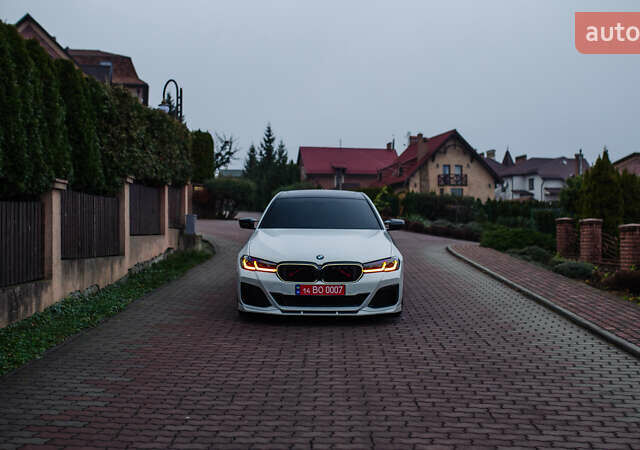 Белый БМВ 5 Серия, объемом двигателя 3 л и пробегом 139 тыс. км за 35000 $, фото 15 на Automoto.ua