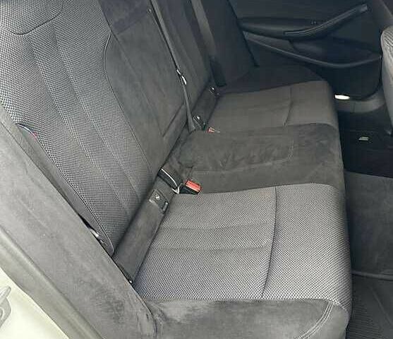 БМВ 5 Серия 2017 в Львове на Automoto.ua Белый БМВ 5 Серия, объемом двигателя 2 л и пробегом 107 тыс. км за 25500 $, фото 20 на Automoto.ua