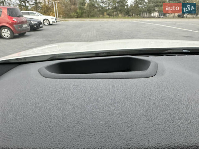 Белый БМВ 5 Серия, объемом двигателя 2 л и пробегом 135 тыс. км за 26500 $, фото 17 на Automoto.ua