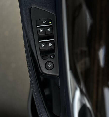 Белый БМВ 5 Серия, объемом двигателя 2 л и пробегом 143 тыс. км за 24800 $, фото 52 на Automoto.ua