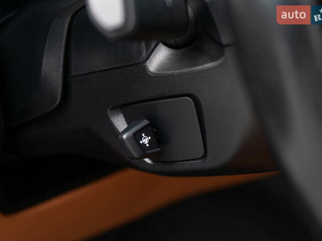 Белый БМВ 5 Серия, объемом двигателя 2 л и пробегом 178 тыс. км за 28400 $, фото 18 на Automoto.ua