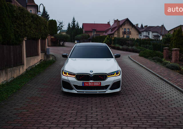 Белый БМВ 5 Серия, объемом двигателя 3 л и пробегом 139 тыс. км за 35000 $, фото 5 на Automoto.ua