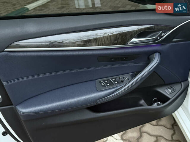 Білий БМВ 5 Серія, об'ємом двигуна 2 л та пробігом 130 тис. км за 24500 $, фото 15 на Automoto.ua
