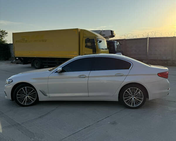 Белый БМВ 5 Серия, объемом двигателя 2 л и пробегом 135 тыс. км за 29999 $, фото 7 на Automoto.ua