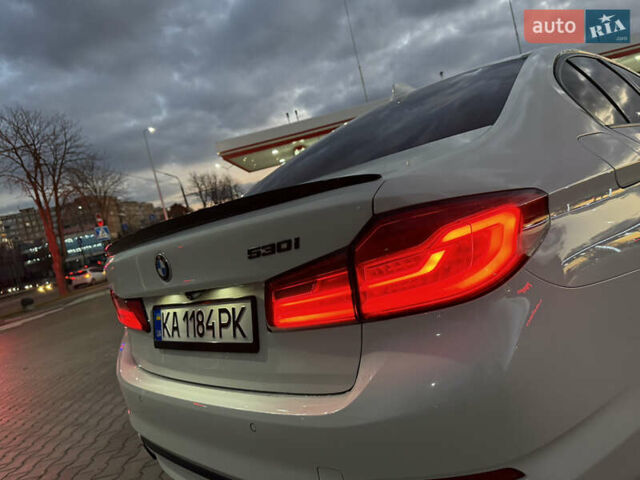 Белый БМВ 5 Серия, объемом двигателя 2 л и пробегом 130 тыс. км за 25500 $, фото 25 на Automoto.ua