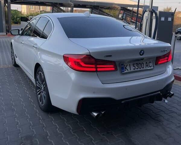 Білий БМВ 5 Серія, об'ємом двигуна 2 л та пробігом 96 тис. км за 25500 $, фото 10 на Automoto.ua