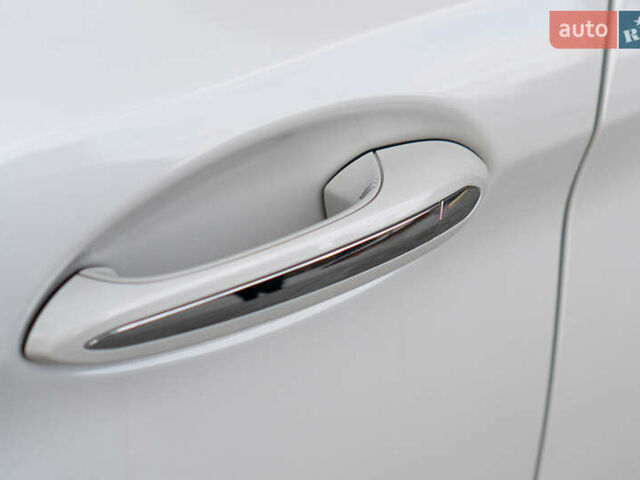 Белый БМВ 5 Серия, объемом двигателя 2 л и пробегом 178 тыс. км за 28400 $, фото 61 на Automoto.ua